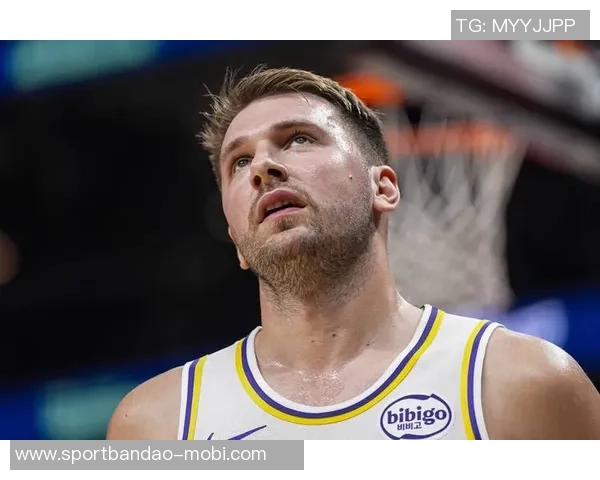 媒体人分析湖人未来建队方向东契奇和里夫斯是唯一长期选择