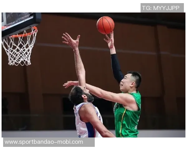 阿德巴约赞维金斯低调内敛却能左右比赛胜负的小细节 阿德巴约赞维金斯低调内敛却能左右比赛胜负的小细节